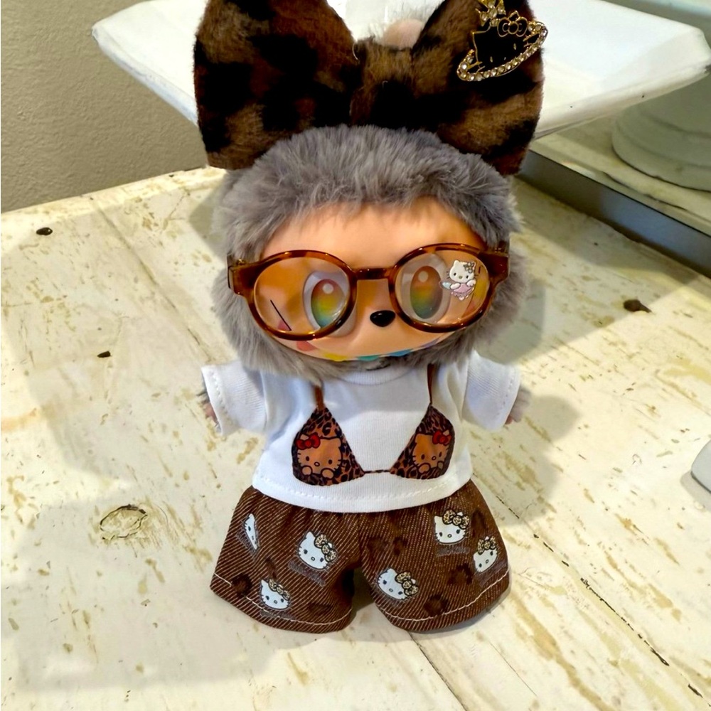 Labubu hello kitty outfit gorgeous accessories